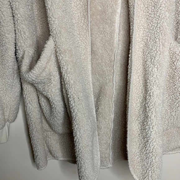 Wishlist | Cream Oversized Puffy Hoodie | Puffy Jacket Coat | Large Pockets M/L - Picture 5 of 10